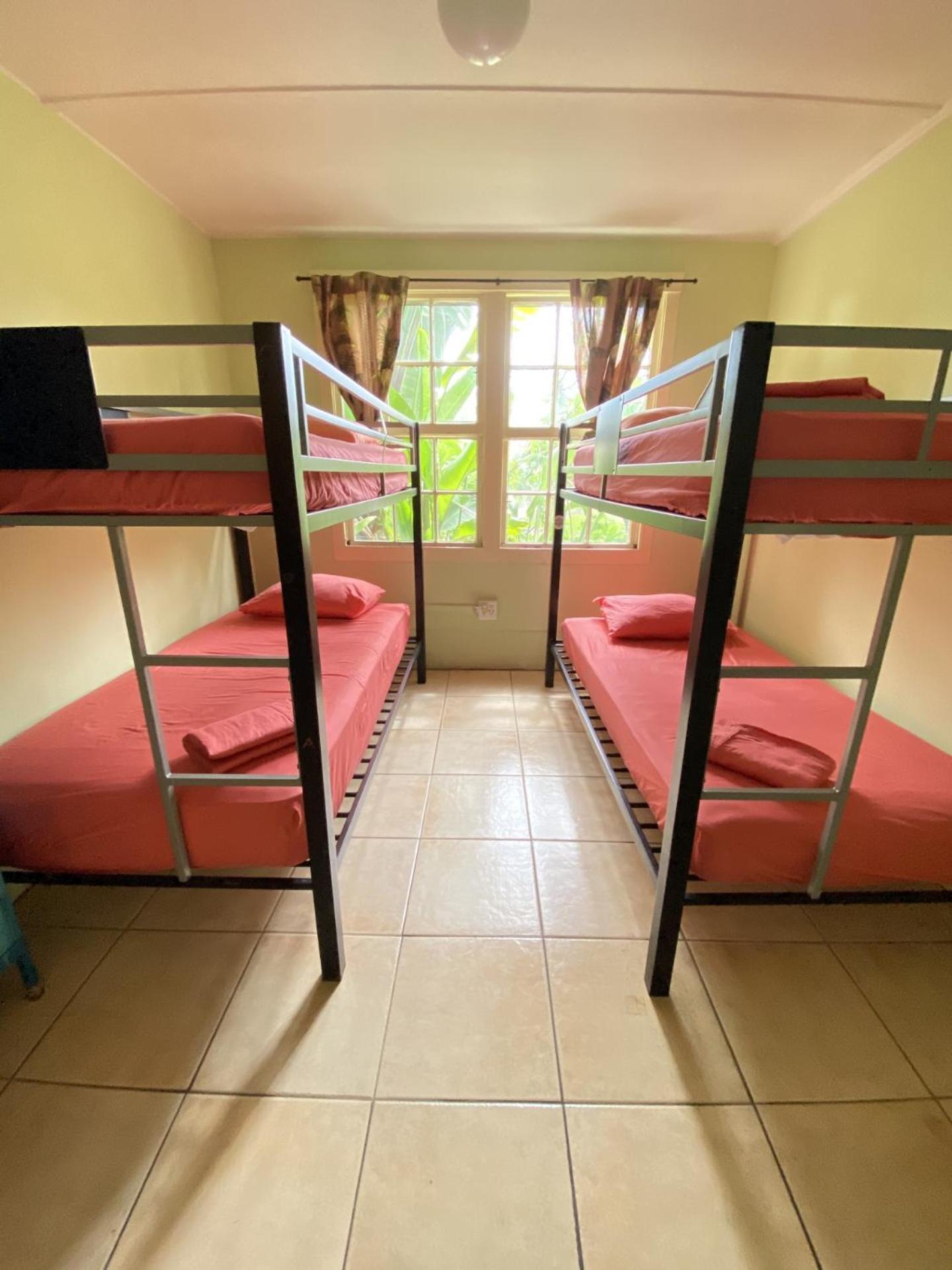 Banana Bungalow Maui Hostel Wailuku Zewnętrze zdjęcie